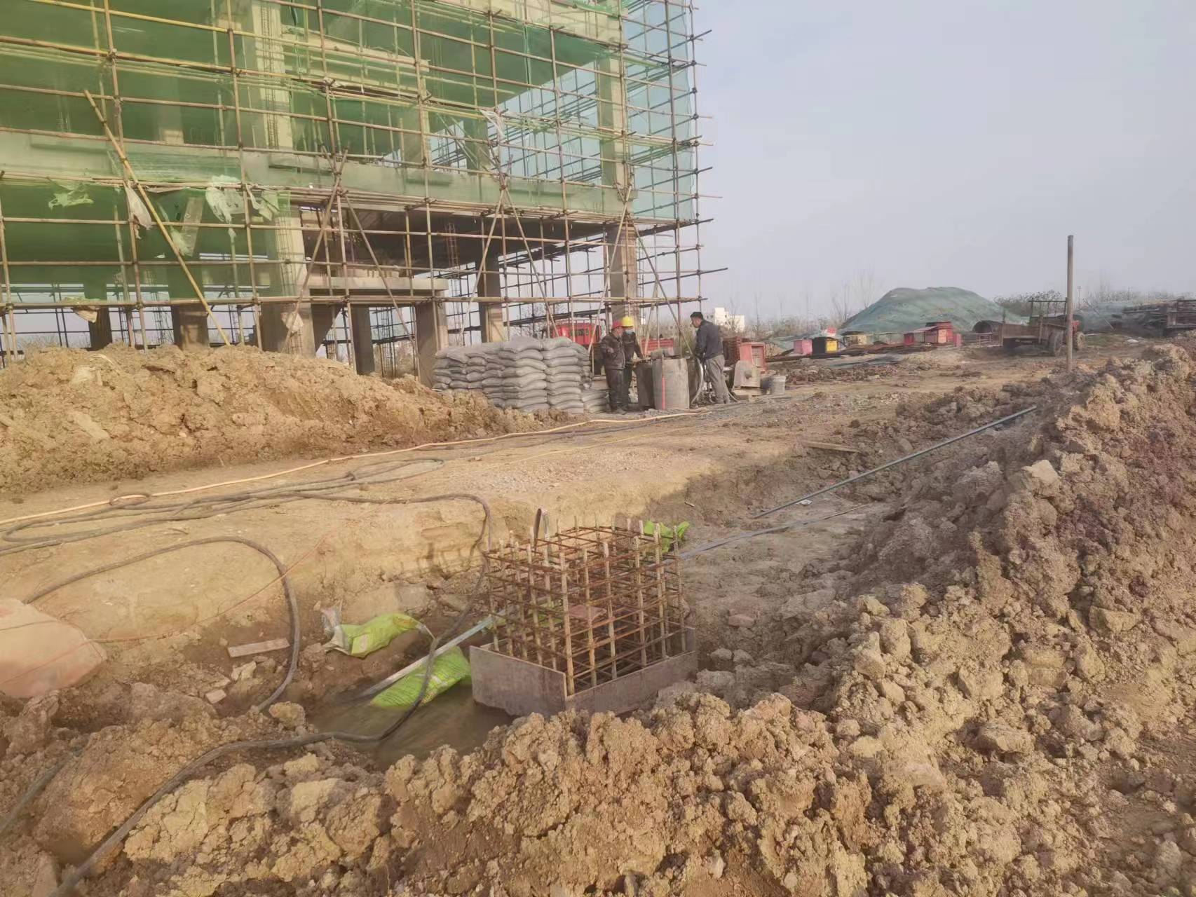 宁陵当桥梁出现裂缝的时候应该及时加固修补